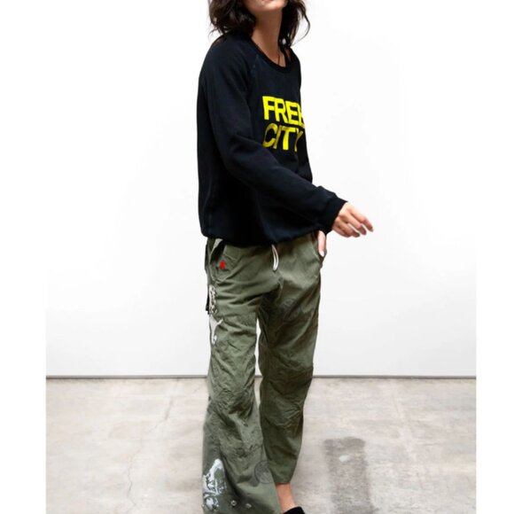 NWT Black Free City Superyumm Biggie Raglan - Size Small - Picture 2 of 2